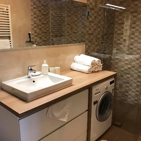 아파트 Admiral Luxury V. Apartman